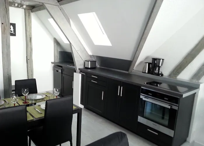 Le Logis De La Tour