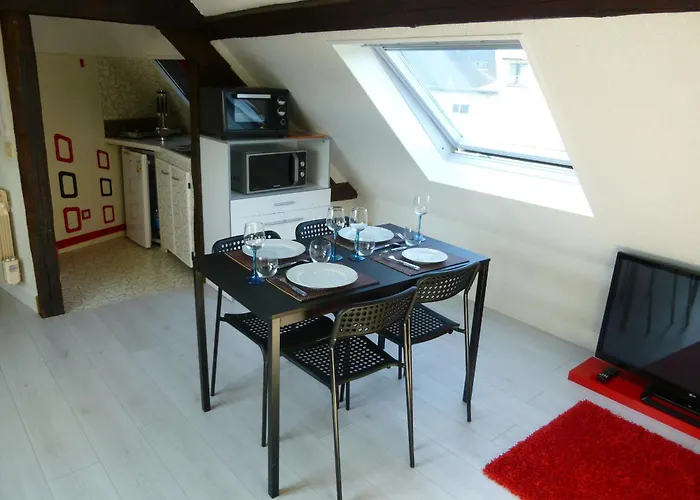 Le Logis De La Tour