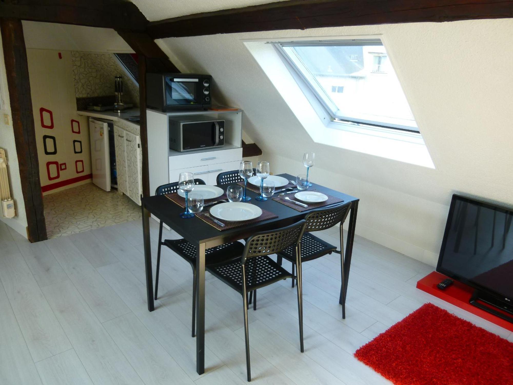 Le Logis De La Tour Apartment *