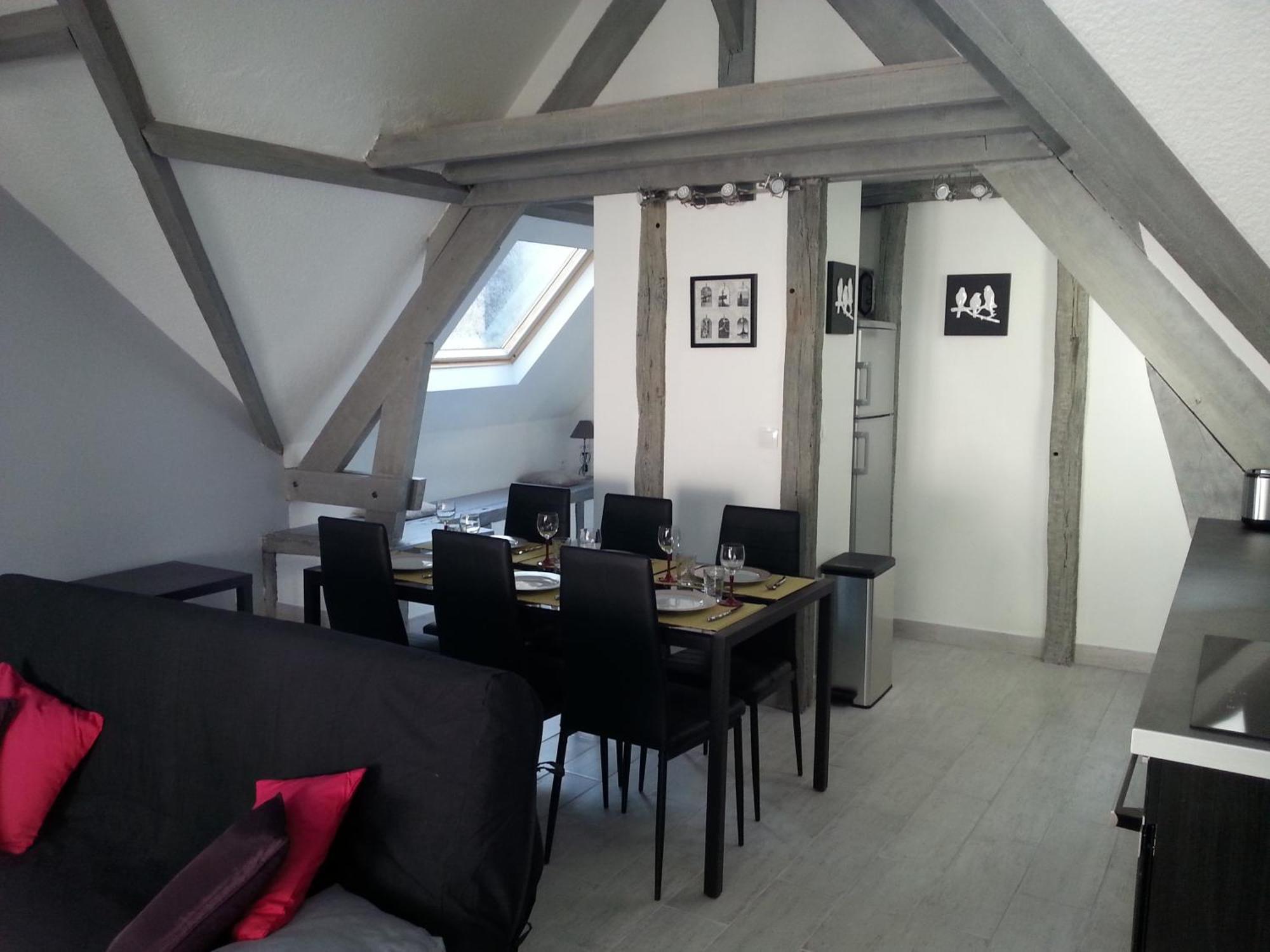 Le Logis De La Tour Apartment *